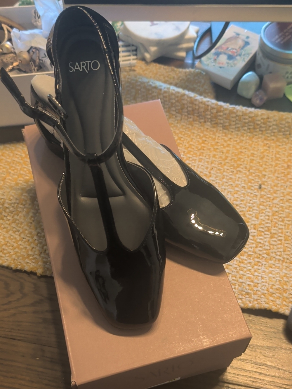 Brand New Sarto Black Patent T-Strap Block Heel Women’s Flats